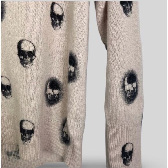 Skull Cashmere Sweater - Picture 3 of 5